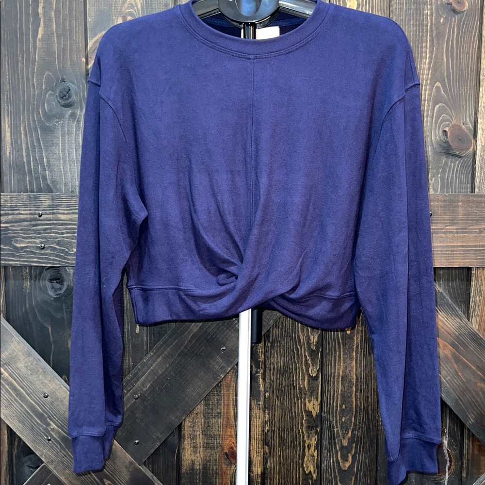 Qinsen Crop Front Twist Sweater L Blue Soft Cozy Activewear‎ NWT Relaxed Sleeves